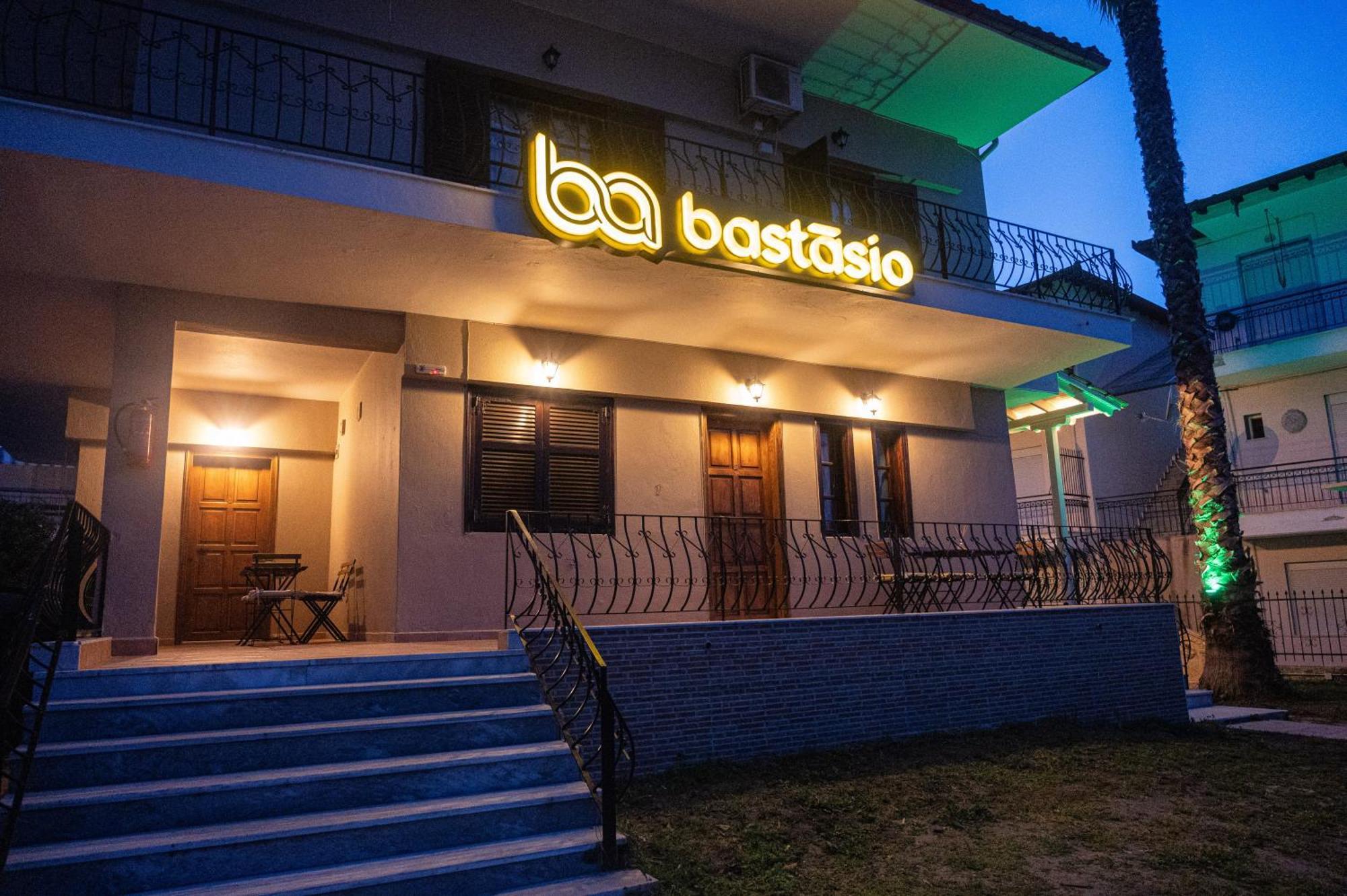 Βastasio Apartments ペフコホリ エクステリア 写真