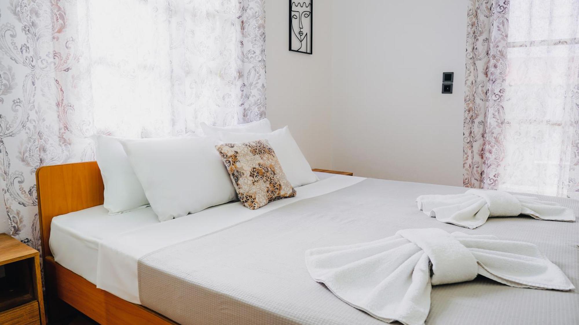 Βastasio Apartments ペフコホリ エクステリア 写真